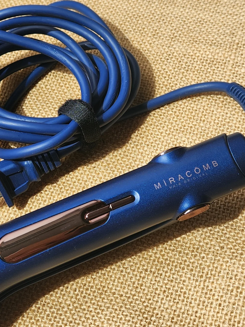 MIRACOMB Ion Titanium Deep Waver Smart Hair Crimper – Royal Blue Tested